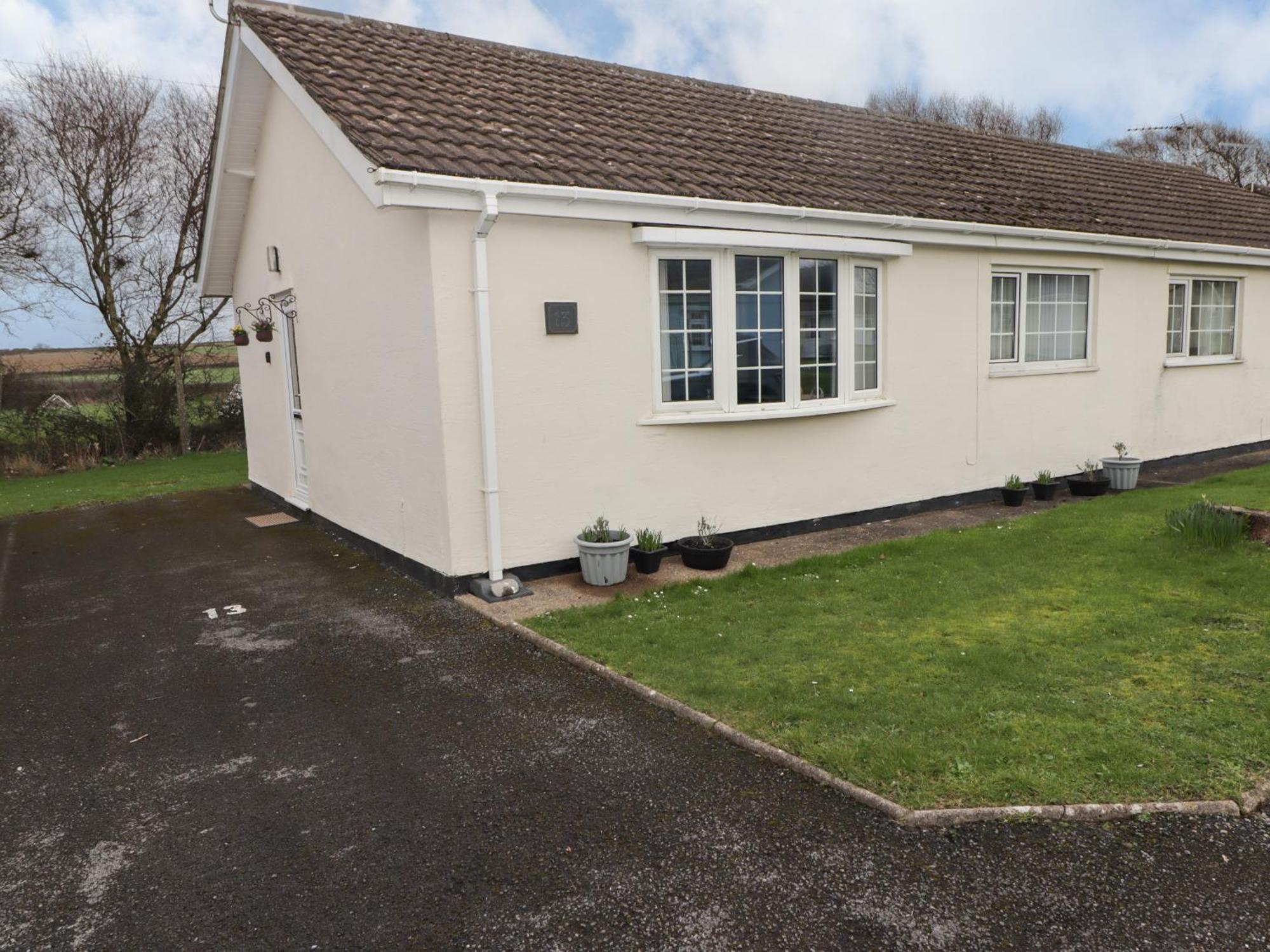 13 Gower Holiday Village Swansea Dış mekan fotoğraf