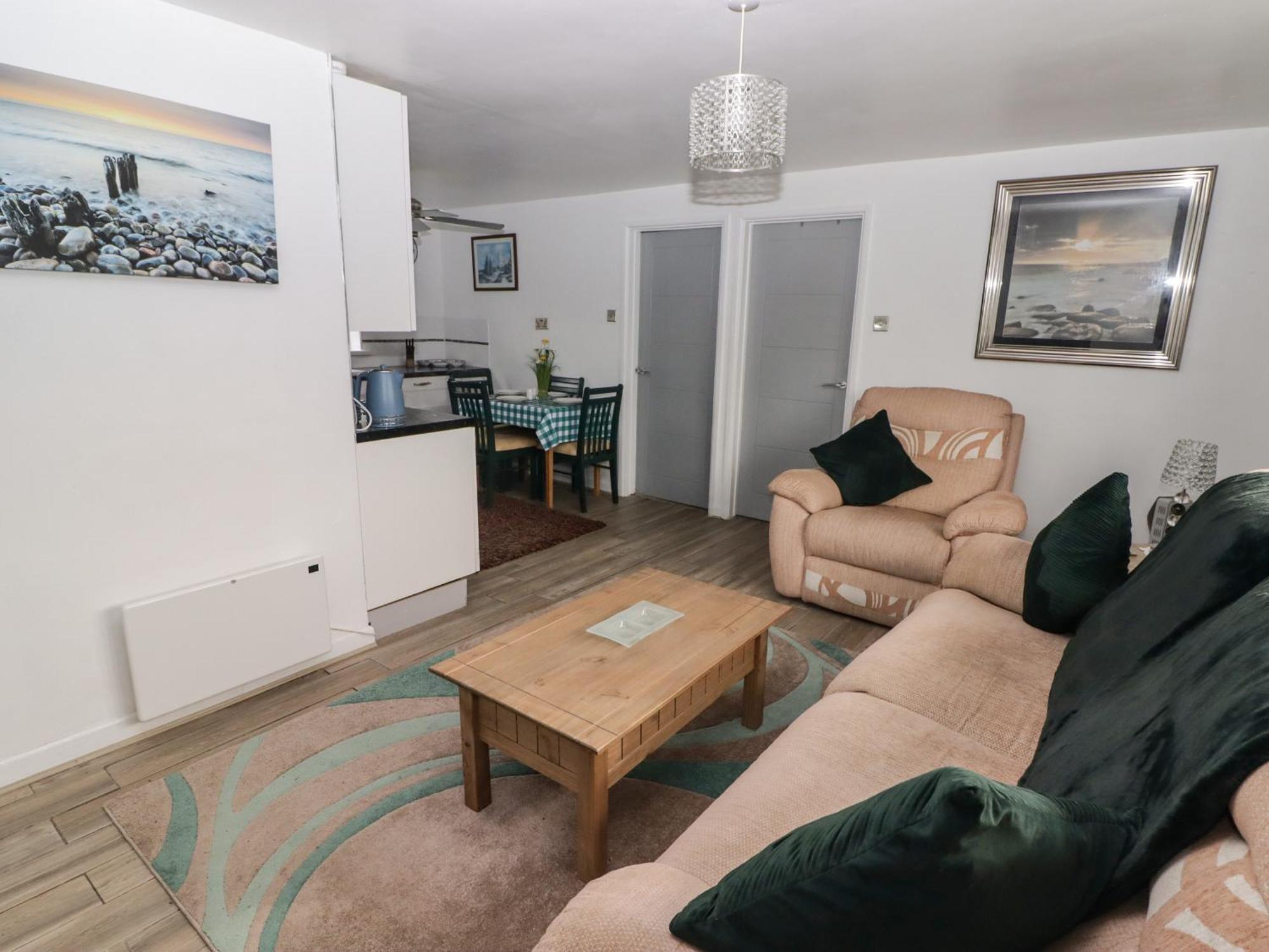 13 Gower Holiday Village Swansea Dış mekan fotoğraf