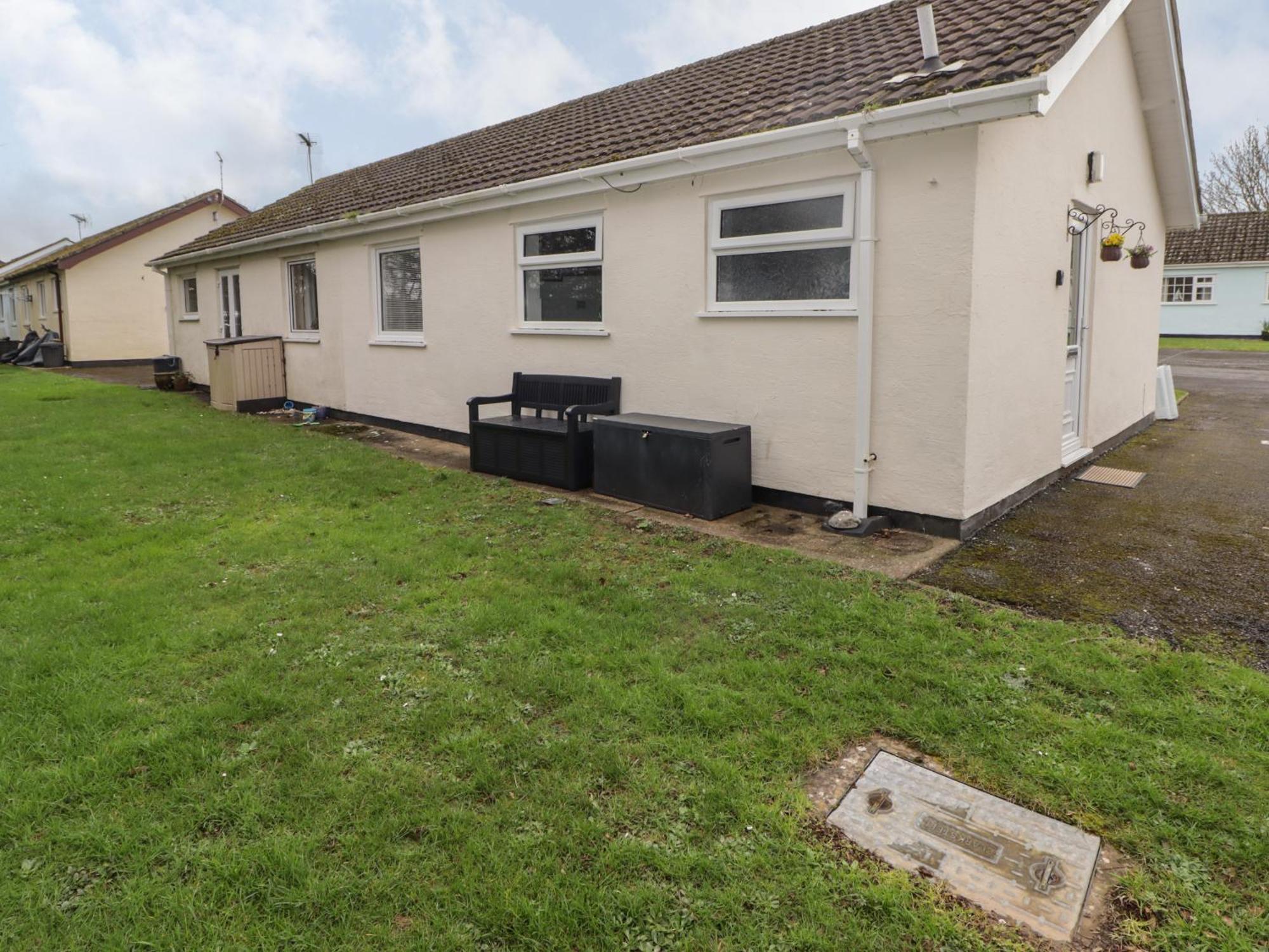 13 Gower Holiday Village Swansea Dış mekan fotoğraf