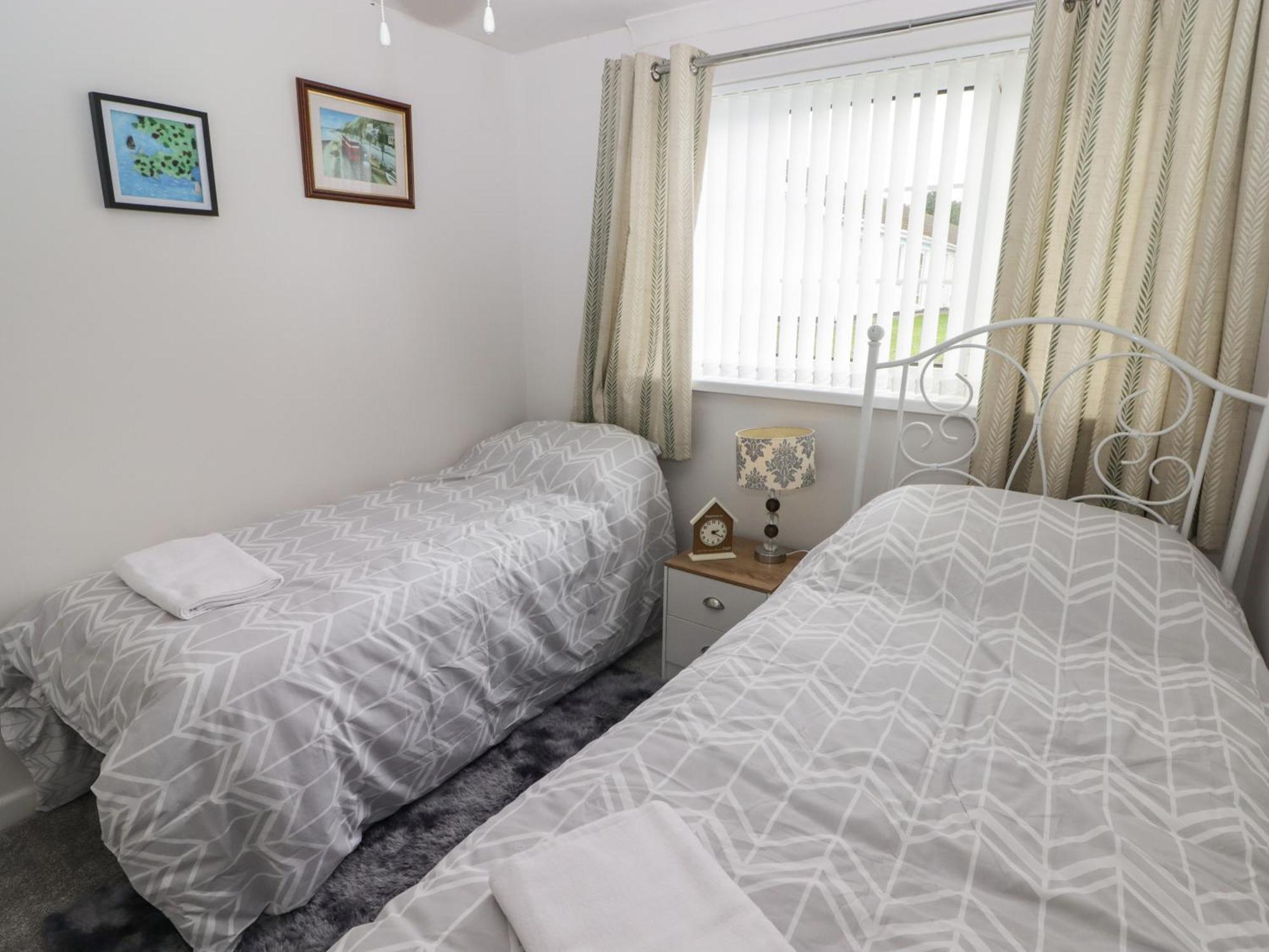 13 Gower Holiday Village Swansea Dış mekan fotoğraf