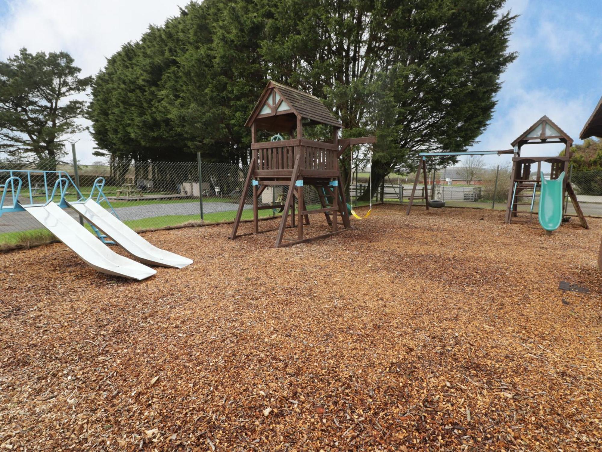 13 Gower Holiday Village Swansea Dış mekan fotoğraf
